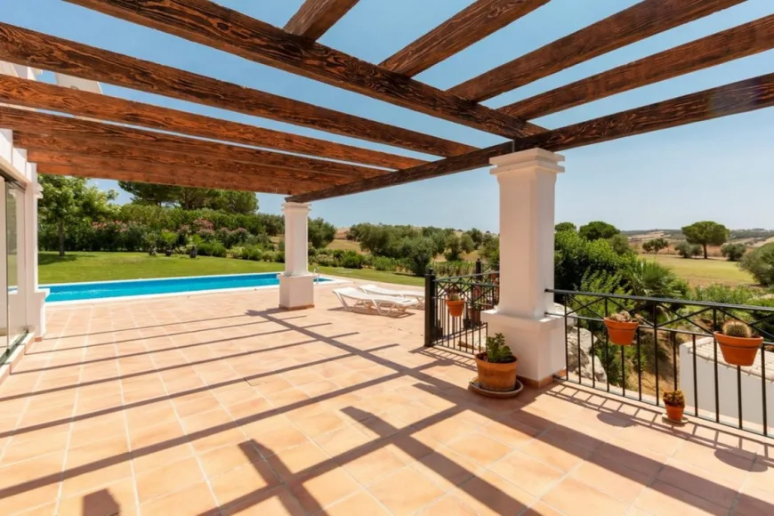 Villa in Arcos de la Frontera (Ref: R3767719)