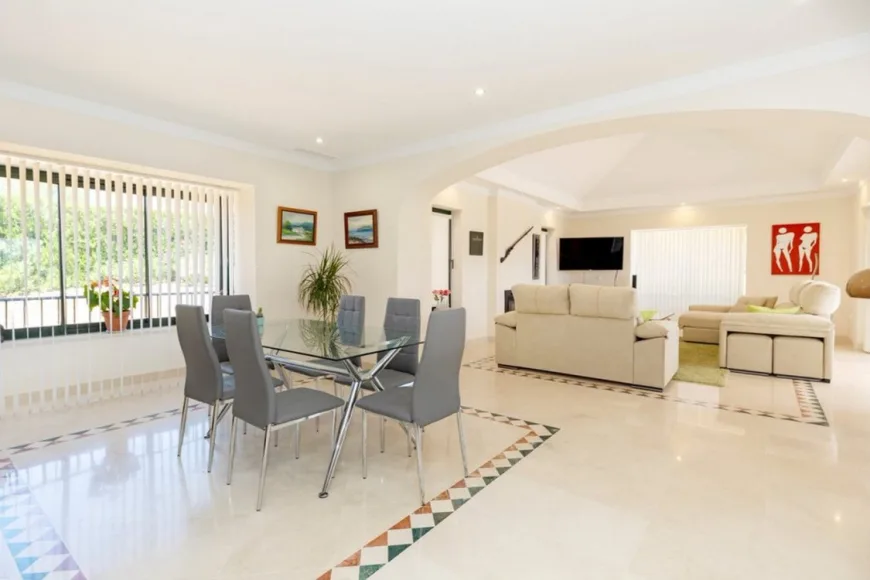 Villa in Arcos de la Frontera (Ref: R3767719)