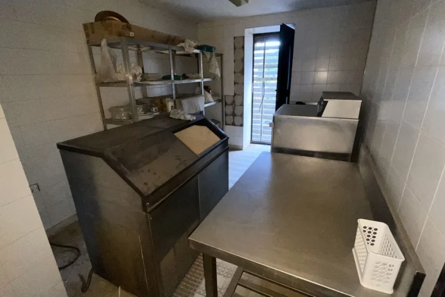 Commercial property en Sotogrande (Ref: R4190944)