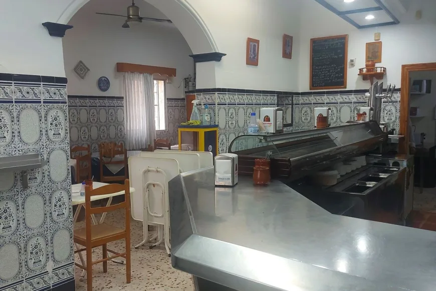 Commercial property en La Línea (Ref: R4226173)