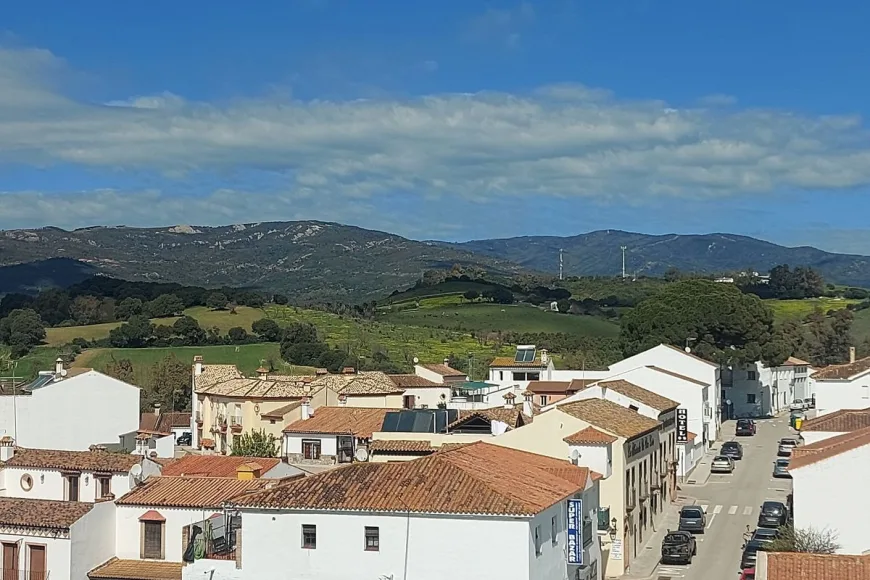 Apartment en Jimena de la Frontera (Ref: R4260430)