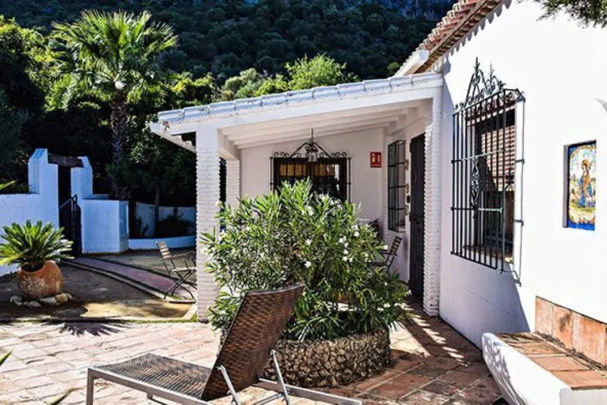 Commercial property in El Gastor (Ref: R4847956)