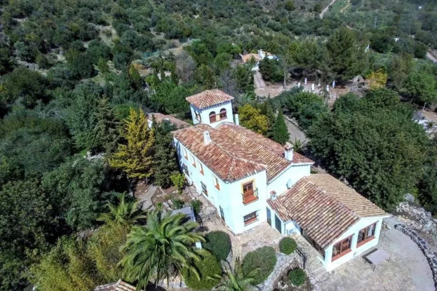 Commercial property in El Gastor (Ref: R4847956)