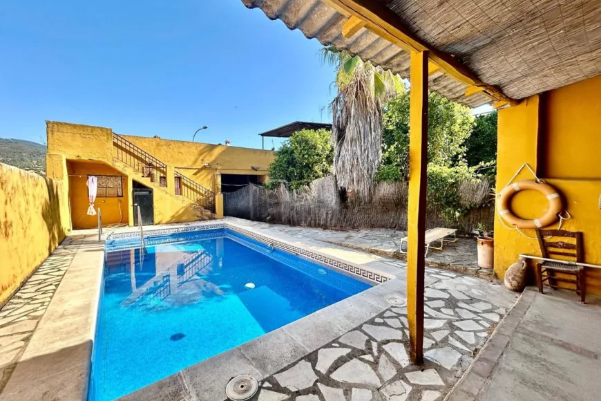 Town house en San Pablo de Buceite (Ref: R4902073)