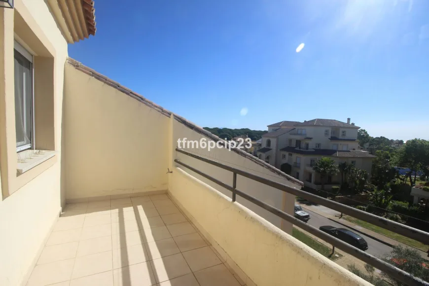 Apartment in San Roque Club (Ref: R5046688)