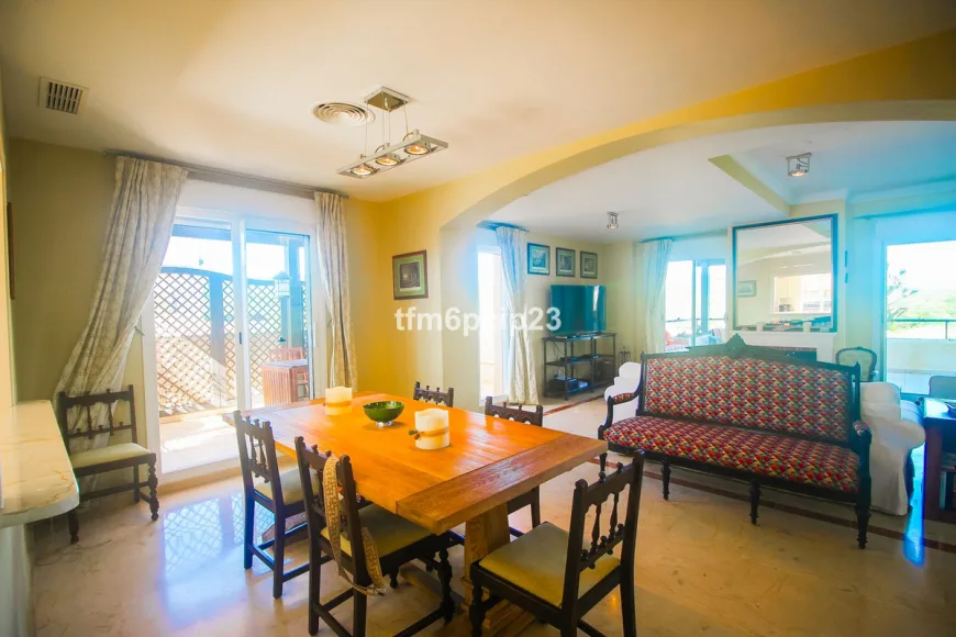Apartment in San Roque Club (Ref: R5046688)