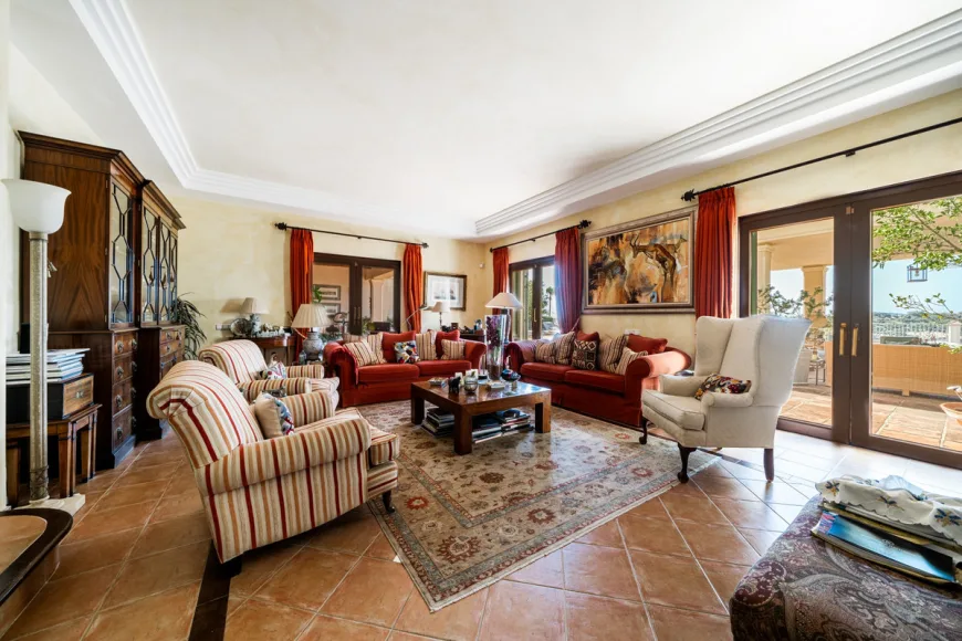 Villa in Sotogrande (Ref: R5066233)