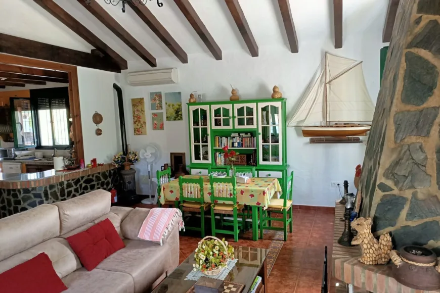 Villa en El Gastor (Ref: R5150500)
