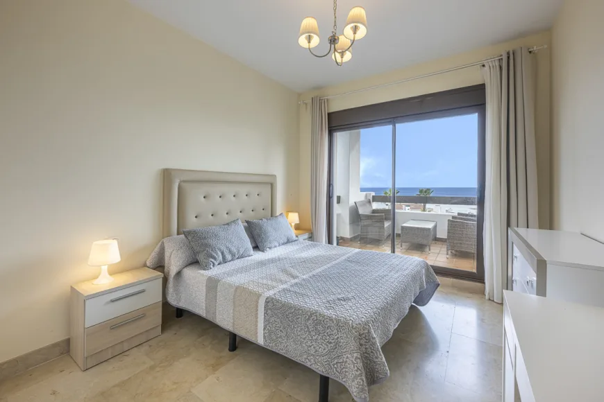 Apartment en La Alcaidesa (Ref: R5342581)