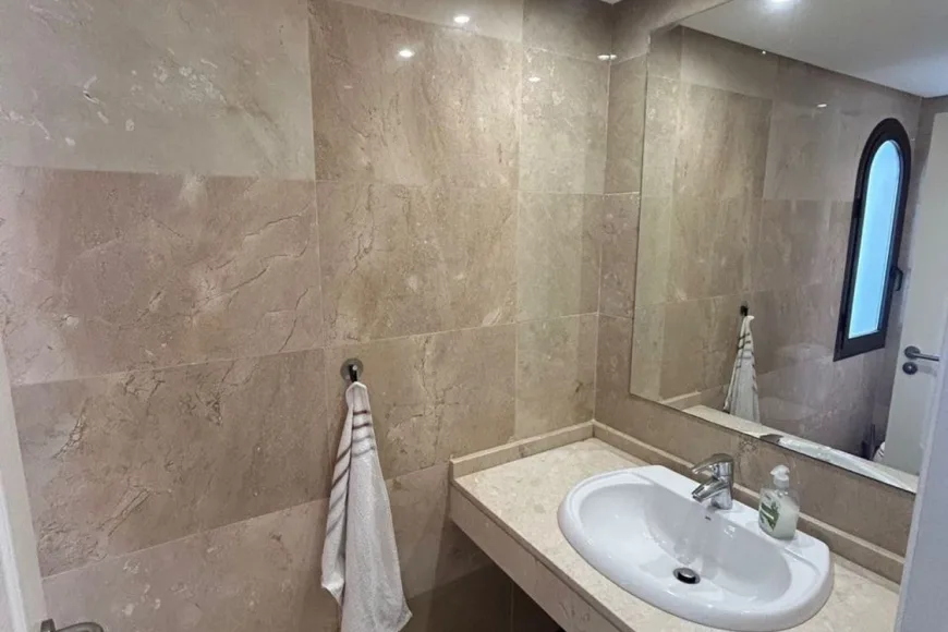 Apartment in La Alcaidesa (Ref: R5350792)