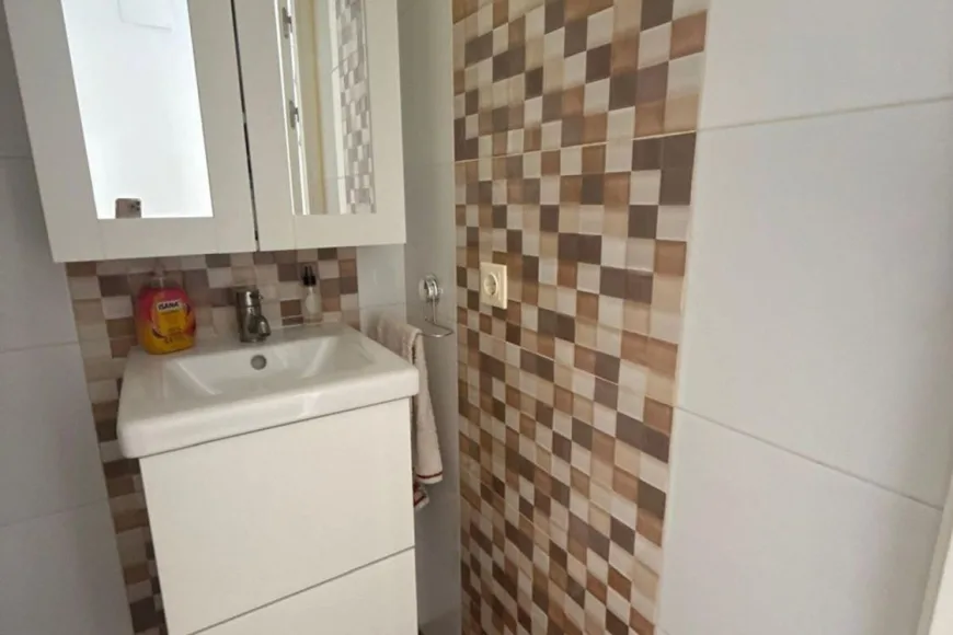 Town house in La Línea (Ref: R5350813)