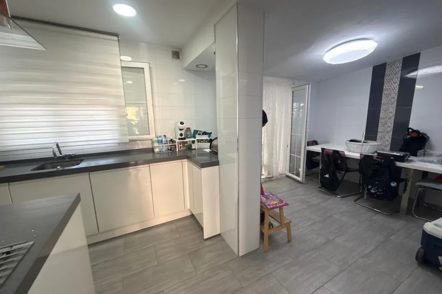 Town house in La Línea (Ref: R5350813)