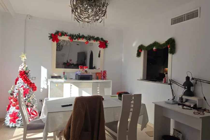 Town house in La Línea (Ref: R5350834)