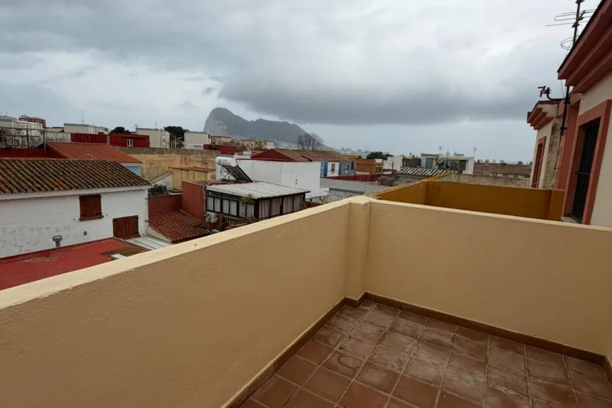 Villa in La Línea (Ref: R5353954)