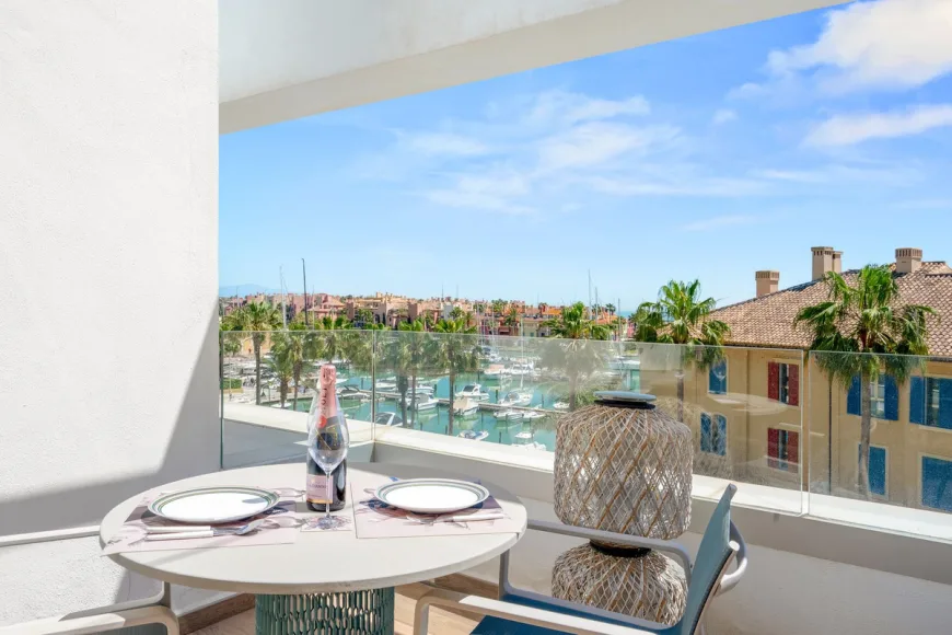 Apartment en Sotogrande Puerto (Ref: R5362774)